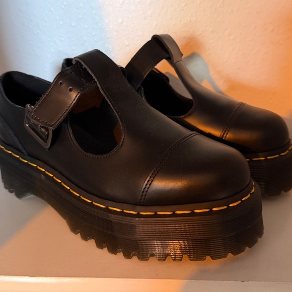 Black Platform Mary Jane Shoes - Picture 4 of 4